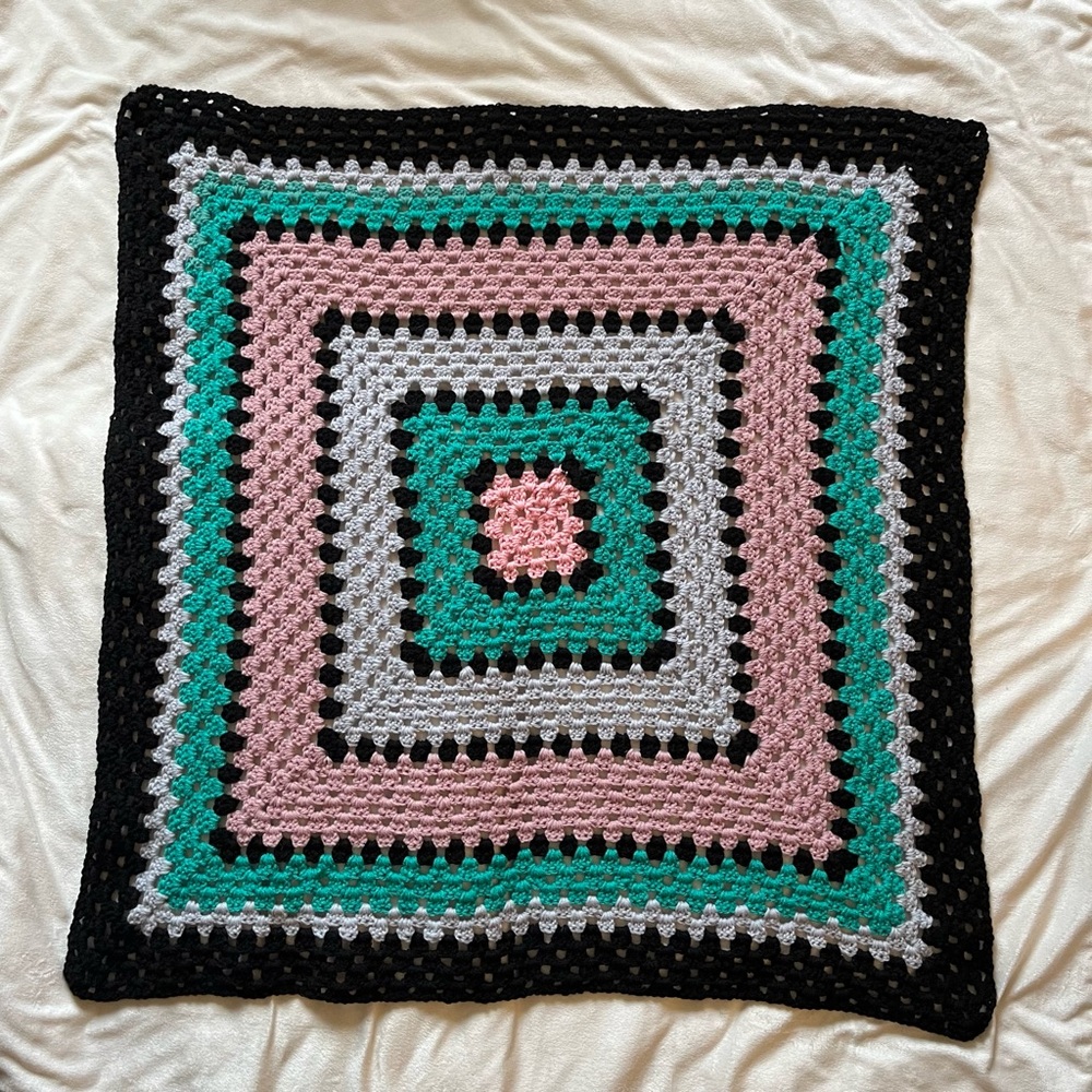Vintage crochet quilt. Approx 33โ x 33โ. Excellent condition!! Baby blanket